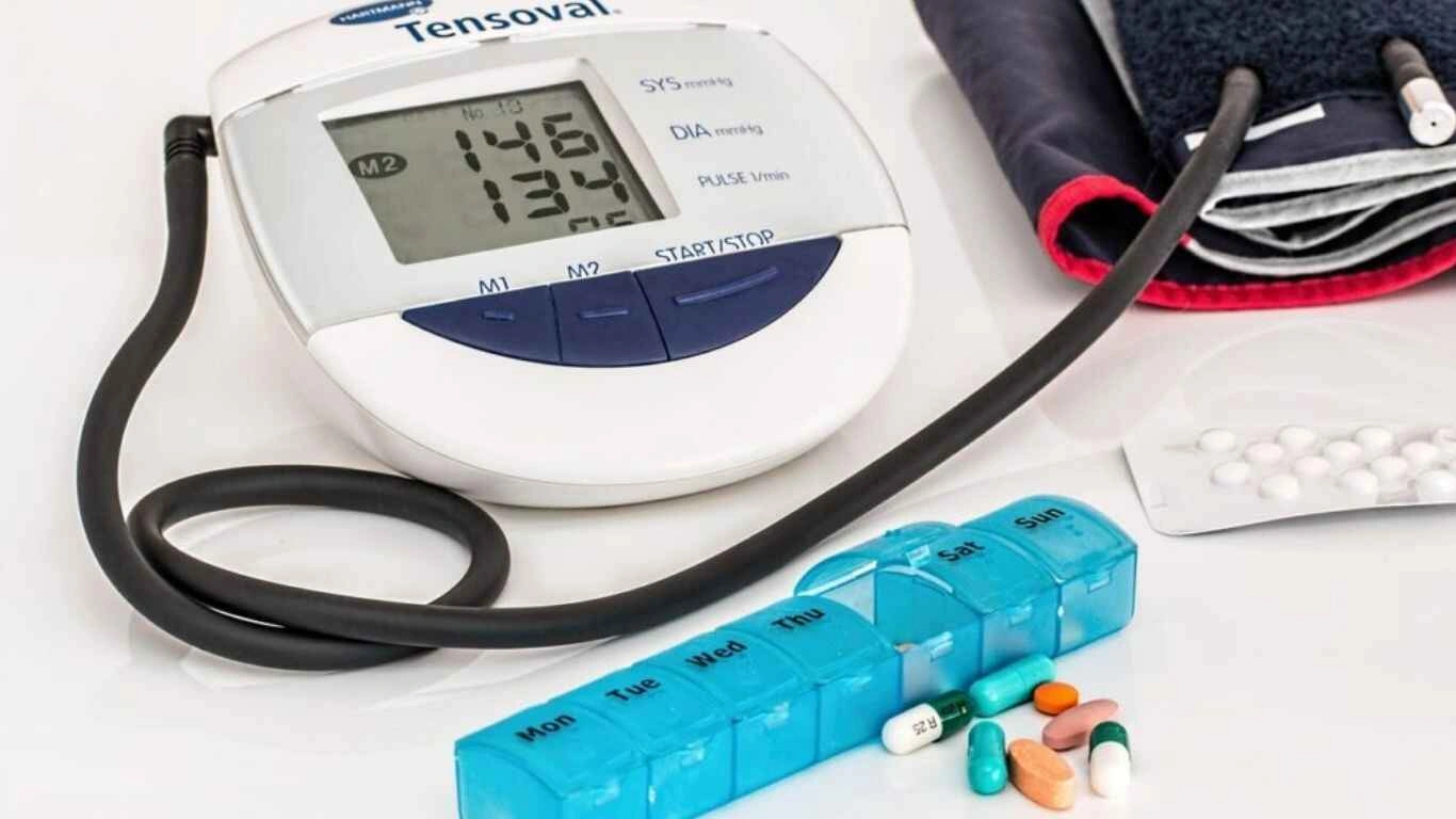 How to Lower Blood Sugar Fast at Home